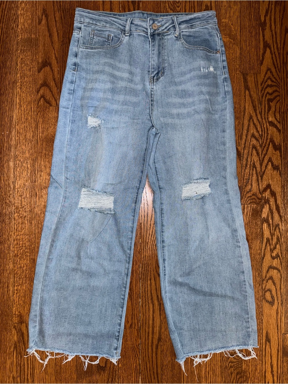 Women’s Light Blue Distressed Straight-Leg Jeans